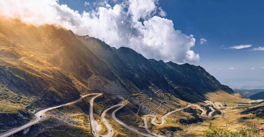 Day Trip to Transfagarasan - Vidraru Dam and the Prometheus Statue, big views with good photo angles