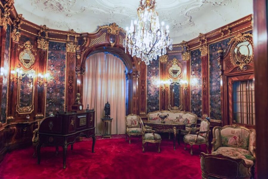 Discover Europe's Deepest Mines & Peles Castle's Royal Charm - Should you book this tour?