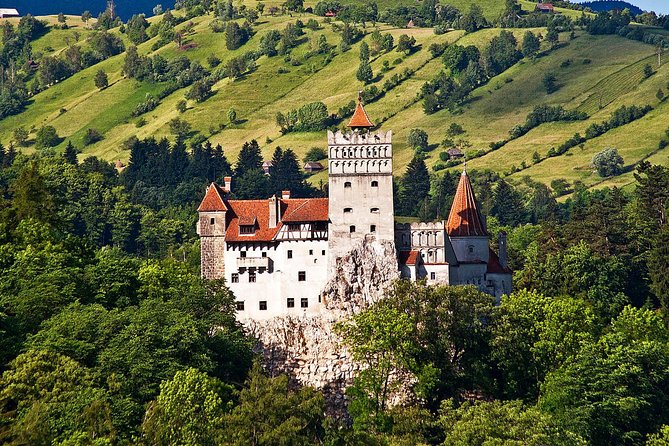 Dracula beyond the legend: 8-day private tour in Transilvania - Bucharest’s Palace of Parliament and Centrul Vechi