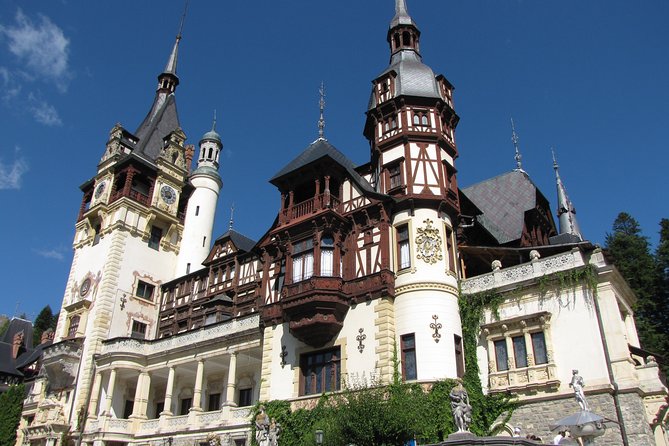 DRACULA CITY BREAK Bran Castle, Peles Castle Sinaia, Brasov City - Bran Castle in Transylvania: the main Dracula stop, handled well