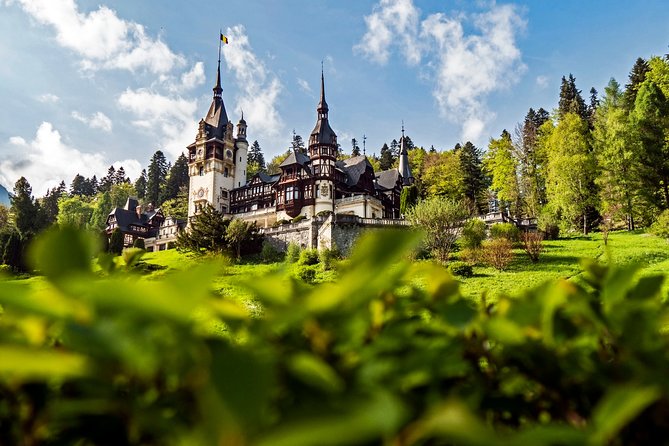 DRACULA CITY BREAK Bran Castle, Peles Castle Sinaia, Brasov City - Food and timing: breakfast, lunch, and that traditional three-course dinner