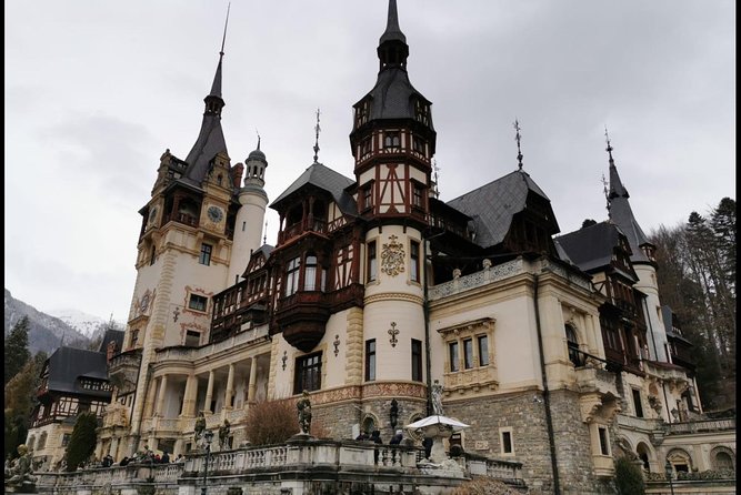 Dracula's Castle, Follow the legend in Transylvania, private tour from Bucharest - A private Transylvania route that hits Dracula and royalty in one long day