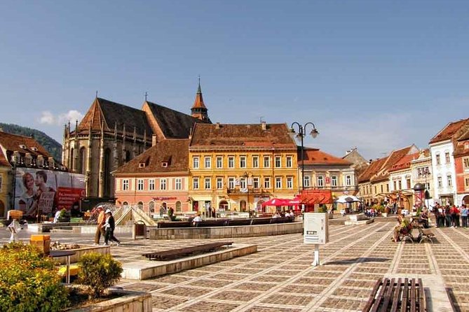 Dracula's Castle, Peles Castle and old town Brasov from Bucharest - Bran Castle, Dracula’s Castle: border fortress with a pop-culture shadow