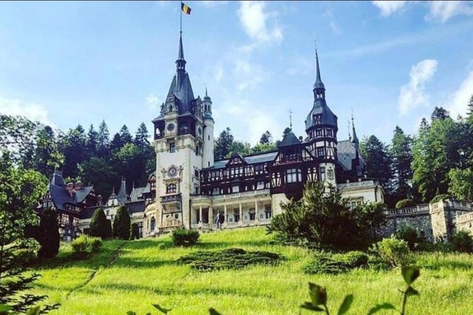 Dracula's Castle -Private Tour- with Brașov City and Peleș Castle - Brașov Historical Center: Make This Short Stop Work for You