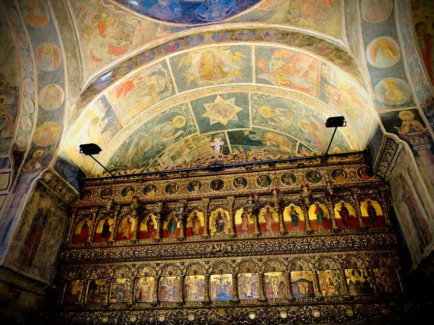 Eastern Orthodox Church Art in Bucharest - Lipscani Street to Saint George Km0 Church: frescoes you can actually notice