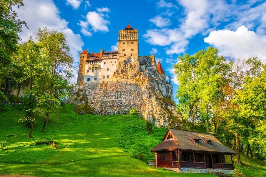 From Bucharest: Brasov Peles & Dracula's Castle Day Tour - Key points to know before you go