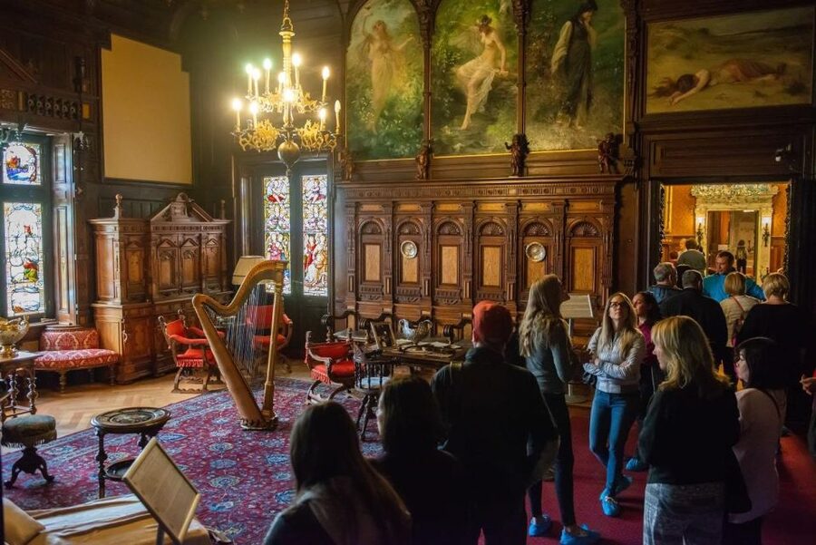From Bucharest: Brasov Peles & Dracula's Castle Day Tour - The practical stuff that makes the day smoother