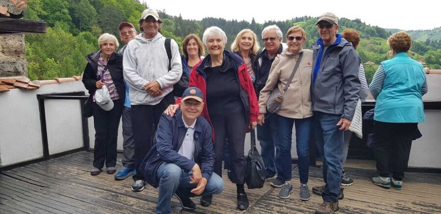 From Bucharest: Peleș and Bran Castles Private Tour - Carpathian Drive and the Sinaia Stop Before Peleș