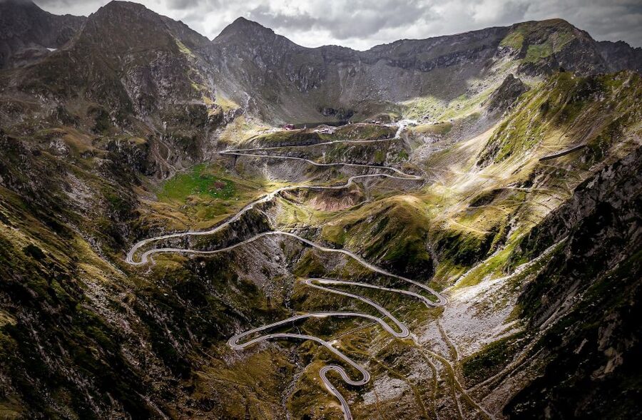 From Bucharest: Private Transfagarasan Highway Day Tour - Vidraru Dam: the engineering moment that gives the day balance