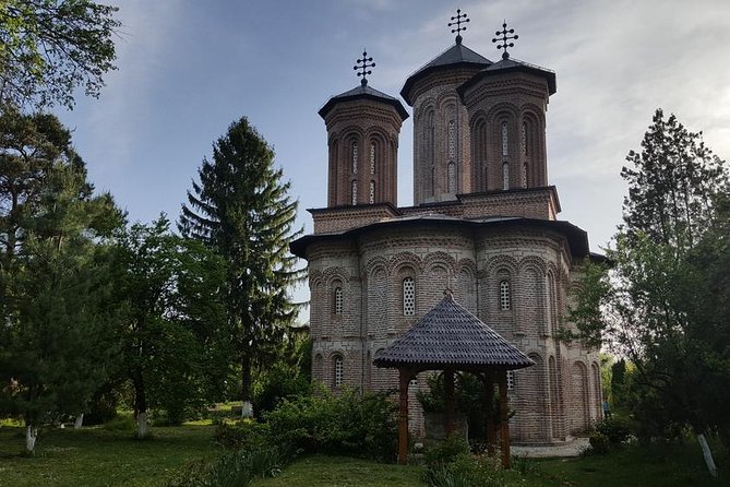 Half-Day Private Sightseeing Tour of Bucharest and its Surroundings Package - Timing, Walking, and What the Day Feels Like in Real Life
