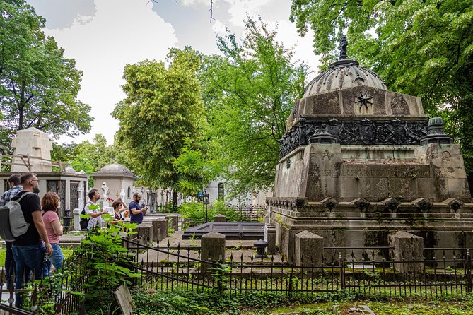 Hidden charms of Mahallopolis - Starting at Piața Sfântul Anton and Leaving the Usual Route