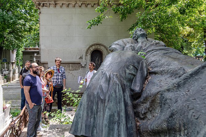 Hidden charms of Mahallopolis - Panoramas in a Lesser-Known Park with Secret Stairs