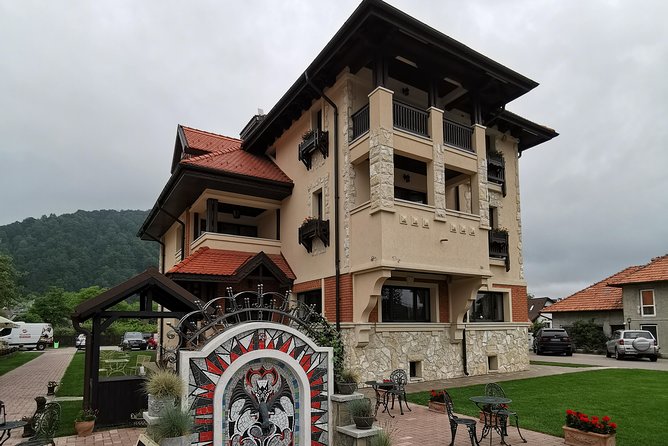 Libearty Brown Bears Sanctuary & Fun with ATV or Buggy Quad Tour - Libearty Brown Bear Sanctuary in Zarnesti: Animal Welfare You Can See