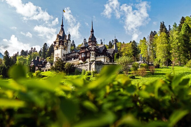 Peles & Cantacuzino Castles: Gourmet Wine & Cultural Day trip - Stop 1: Peleș Castle, 160 Rooms, and the Royal Details You Actually Want