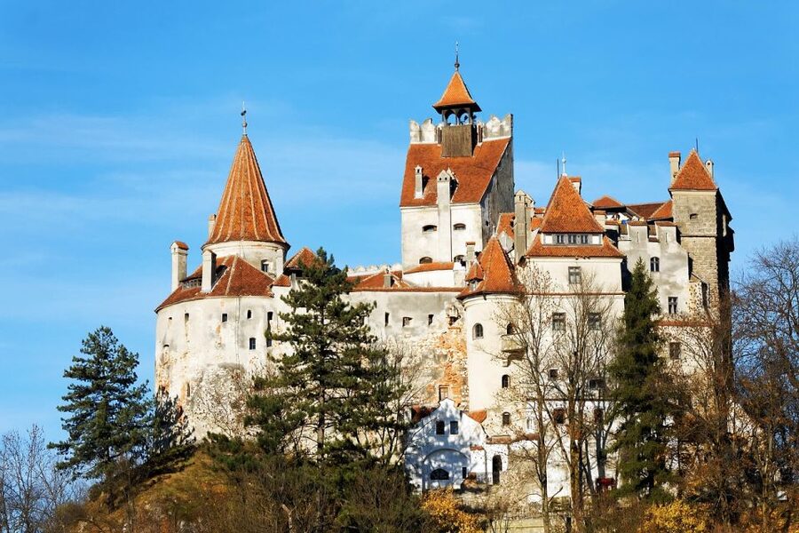 Peleș Castle, Bran Castles and Brasov City - Private Tour - Bran Castle and the Dracula storyline you can actually reason about