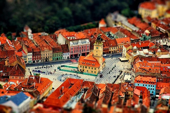 Peles Castle, Dracula Castle and Brasov old town - private tour from Bucharest - Sinaia and the Sinaia Monastery: A Calm First Stop