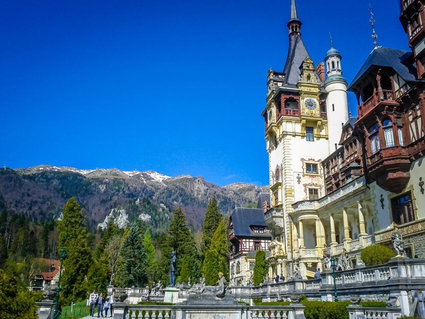 Peles, Dracula's Castles & Brasov: Private Day Trip & Pickup - Bran Castle and the Dracula connection, how to enjoy it without getting stuck in hype