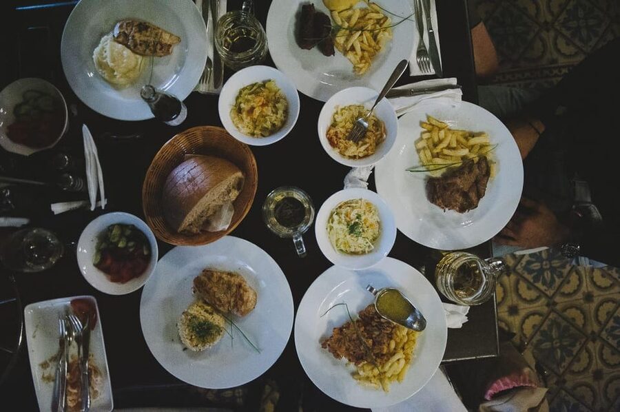 Private Bucharest: History & Food with Traditional Meal - Key things I’d circle before you go