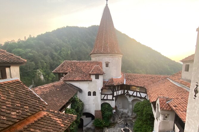 PRIVATE day-trip - Peles Castle, Bran Castle, Brasov - Timing tips for a smooth 10-hour castle day