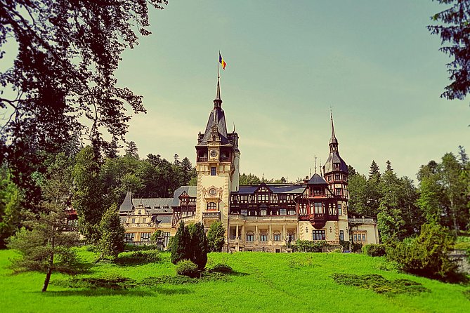 Private Day Trip to Peles and Bran from Bucharest - Why this private Peles and Bran day trip feels calmer than a bus day