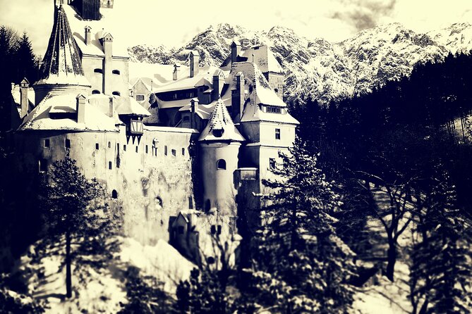 Private Day Trip to Peles and Bran from Bucharest - How the private guide makes this day worth it (Dan’s approach)