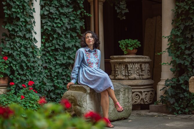 Private Photo-Shoot with Award-Winning Photographer - Pasajul Victoriei: Turning a Passageway Into a Photo Story