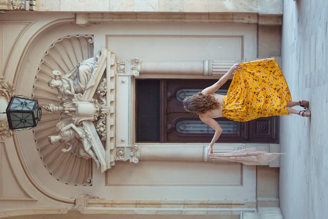 Private Photo-Shoot with Award-Winning Photographer - Piata Unirii: Energy for Movement and Variety