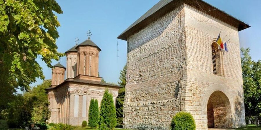 Private Tour from Bucharest to Dracula's tomb and Mogosoaia - From Bucharest pickup to a calmer ride out of town