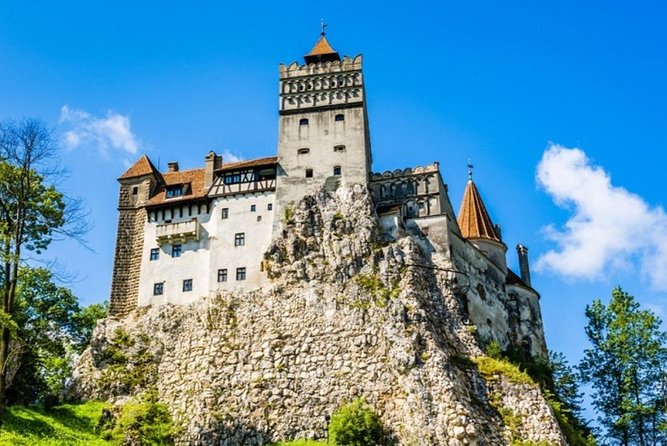 Private tour to Bran Dracula's Castle and Peleș Royal Castle - Price and Ticket Planning: What You’re Paying For, and What’s Extra