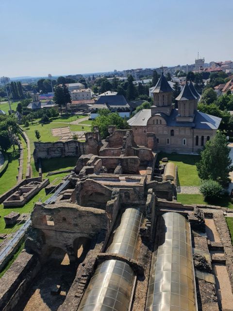 Real Dracula Princely Court and Real Dracula's Fortress - Curtea de Argeș and the Romanian Kings: Churches, Graves, and Ruins