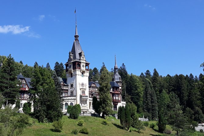 Royal Delights - Sinaia with Peles Palace and Gardens Day Trip from Bucharest - Timing, tickets, and lunch: the little gaps that can ruin a good day