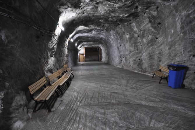 Salt Mine & Mud Volcanoes - Hotel pickup and air-conditioned comfort: the logistics you pay for