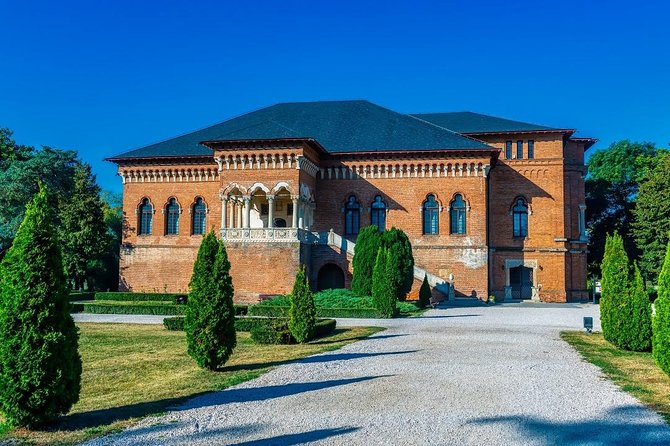 Small Group Tour to Mogosoaia Palace and Snagov Monastery - Căldărușani Monastery: forest surroundings and Orthodox art you can actually see