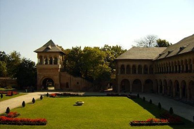 Small Group Tour to Mogosoaia Palace and Snagov Monastery - Who should book this tour, and who should skip it