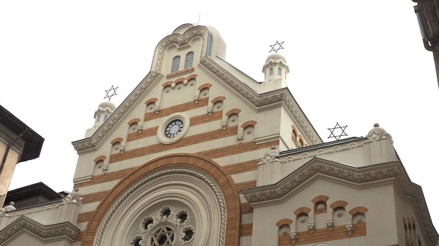 The Jewish heritage of Bucharest - half day walking tour - Start at Starbucks, then get oriented fast