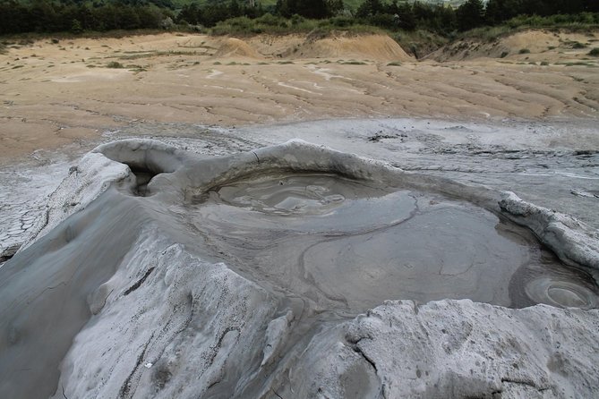 The Salt Mines, The Winery, The Muddy Volcanoes! The Fixers Private Tour - Who this private tour suits best
