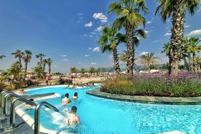 Therme Bucharest Tickets and Water Theme Park - Crowds, the wet club factor, and how to stay in control