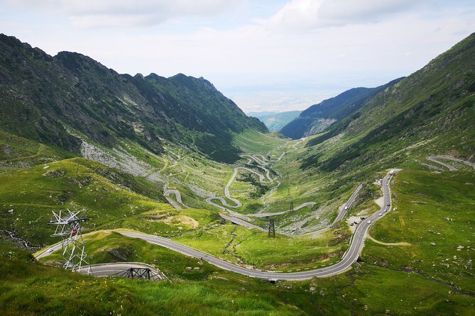 Transfagarasan Road & Balea Lake - Private Tour from Bucharest - Vidraru Dam: the mountain lake story behind the concrete