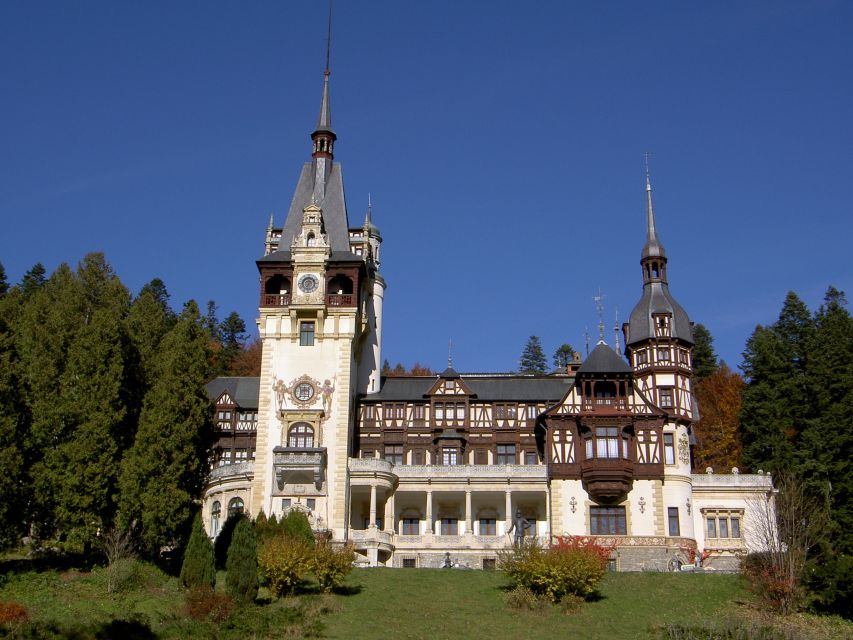 Transylvania: Cultural Full-Day Trip by Minivan - Sinaia Monastery: late 17th-century art and a calmer break