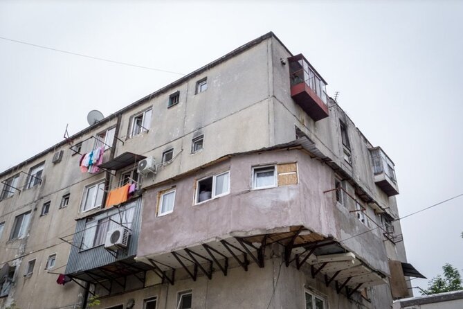 Troubled - Notorious Neighborhood - area known for social issues - Entering Bucharest’s real side, from Ferentari to Sinești