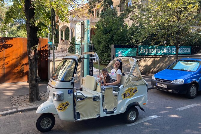 Tuk Tuk Bucharest Tour - Unique Experience in town! - Bucharest Fountains: a rare “where other vehicles can’t stop” photo moment
