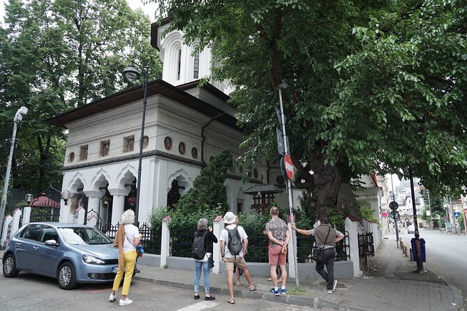 Unique Tour of Hidden Bucharest - Your guide matters, and this tour leans into storytelling and architecture