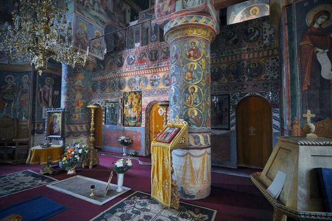 Vlad the Impaler Royal Court from Târgoviște, Peleș Castle and Dracula grave - A full Dracula-flavored day trip from Bucharest