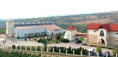 Winery touring & private wine tasting – one day private tour