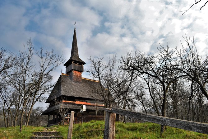 Your rendez-vous with Europe's past: time-travel to Maramures, Transylvania - Day 6: Viscri and Saschiz fortified churches, Rupea fortress views, then Brasov’s Black Church and Rope Street